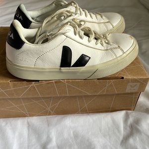 VEJA Women's Campo Low Top Sneakers